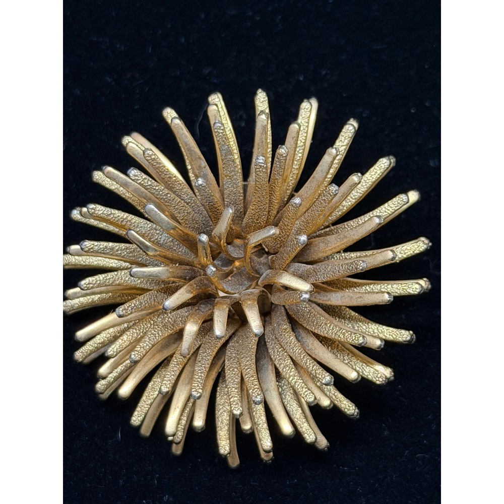 Vintage Gold Tone Sunburst‎ Pom Pom Brooch 3D Starburst Floral Pin 2 Inch
